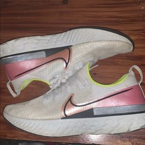 Nike react infinity original color